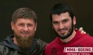 Рамзан Қодиров Артур Бетербиевга қандай совға топширганини биласизми?