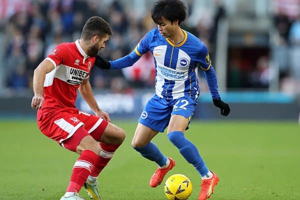 Англиядаги энг зўр дриблинг устаси осиёлик. Уни грандлар талашяпти