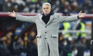 Моуриньо “Милан” билан ўйнамайдиган ўйинчилар номини айтди