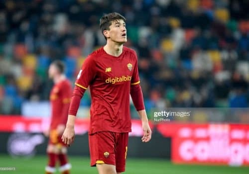 Италия нашри: Моуриньо ҳужумда Абрахам билан бирга тандем сифатида Дзаньоло ўрнига бошқа футболчидан фойдаланмоқчи. Бу ким бўлиши мумкин?