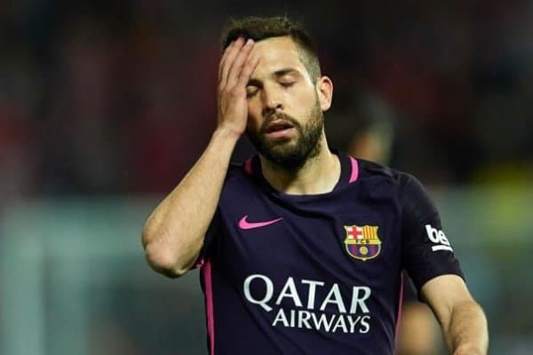 "Барселона" ҳимоячиси икки хафтага сафдан чиқди