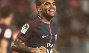 Дани Алвес АПЛда ўйнамоқчи