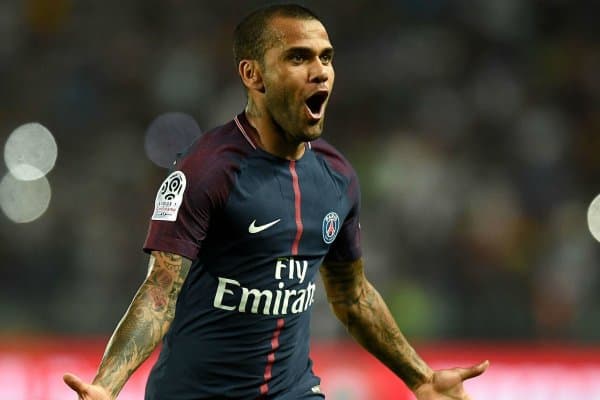 Дани Алвес "Манчестер Сити"га ўтмоқчи