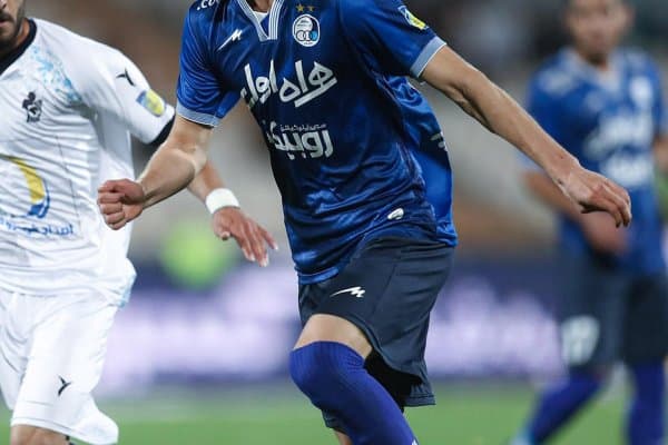 "Истиқлол" чемпионлик учун муҳим қадам ташлади. Азиз Амонов эса ... 