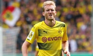 Шюррле АПЛ клубида тиббий кўрикдан ўтиш учун Лондонга етиб келди