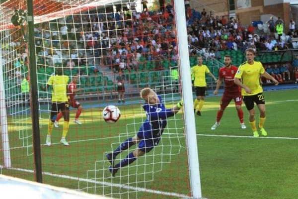 Ҳамдамовсиз ўйнаган "Анжи" сафарда йирик мағлубиятга учради (видео)