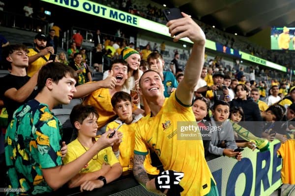 Ўртоқлик ўйини. Австралия Жанубий Америка вакилини таслим этди