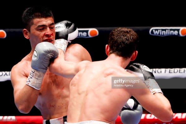 Азизбек Абдуғофуров профессионал боксдаги илк мағлубиятини қабул қилиб олди ва WBC Silver камарини бой бериб қўйди