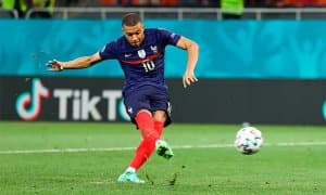 ПСЖ Мбаппенинг муҳим вазифасини бошқа ўйинчига топширди