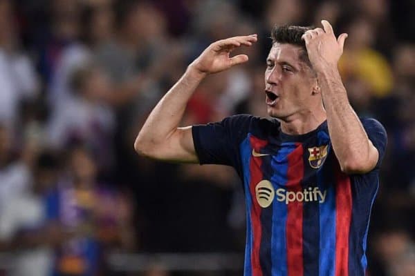 “Барса” пенальтидан бирорта гол урмай, чемпион бўлишни уддалади