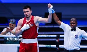 Баҳодир Жалоловнинг жангидан фотогалереяни томоша қилинг