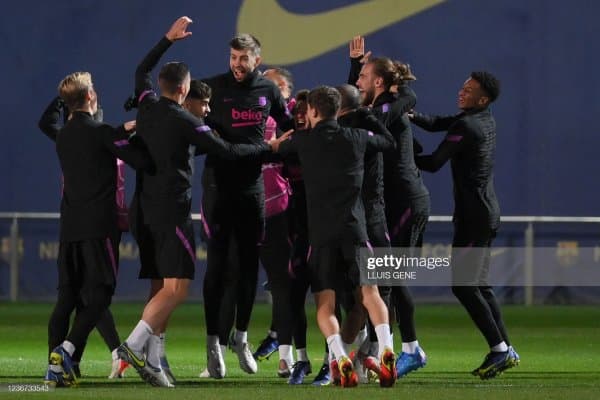 Ҳаёт-мамот ўйини. "Барселона" Мюнхенга борадиган футболчилар рўйхатини маълум қилди