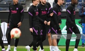 Хави эртанги ўйин учун "Барса"нинг кенгайтирилган таркибини маълум қилди