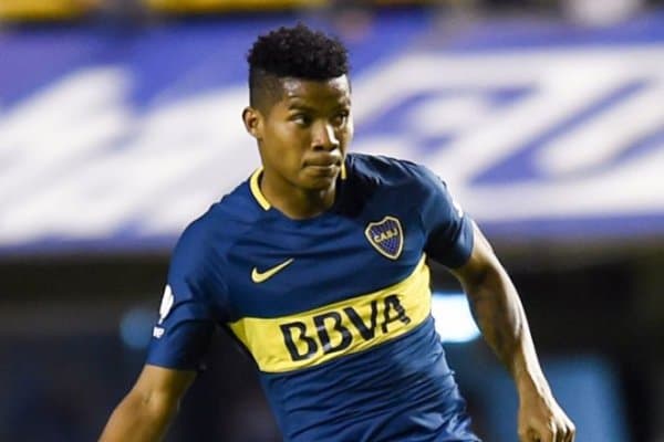 АПЛнинг 3 та клуби Колумбия терма жамоаси хавбекига қизиқиб қолди