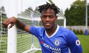 Анчелотти "Наполи"га Батшуайини олиб келмоқчи