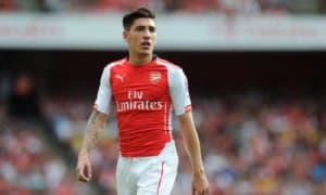 "Арсенал" ҳимоячиси жамоада қолиш учун бош мураббийни мақтади