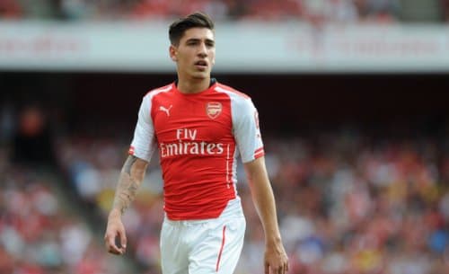 "Арсенал" ҳимоячиси жамоада қолиш учун бош мураббийни мақтади