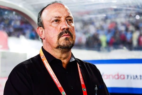 Бенитес Хитой клубини тарк этди