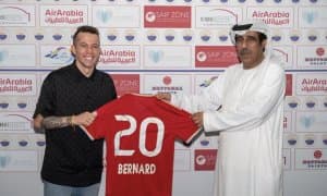 "Эвертон" футболчиси Отабек Шукуров жамоадошига айланди