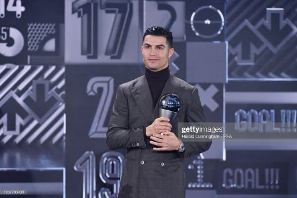 Бугун "The Best" соврини ўз эгасини топади!