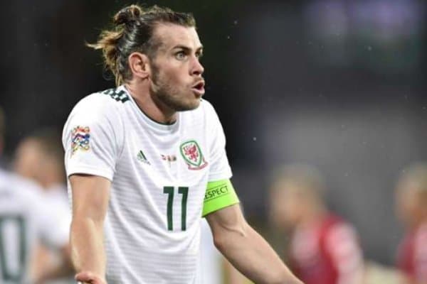 Бэйл Уэльс терма жамоаси қароргоҳини тарк этди