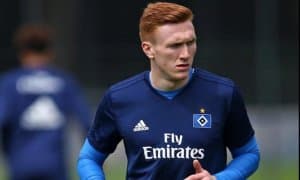 Икки немис гранди 22 ёшли шотланд футболчиси учун кураш бошлади