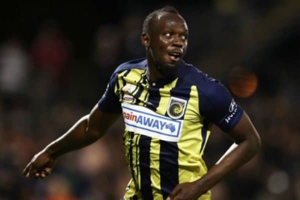 Футболчиликни бошлаб юборган Усэйн Болт дубль қайд этди (видео)