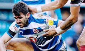 Чемпионшипда футболчи ўта жиддий жароҳат олди (+18)