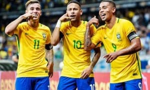 Мексика термаси бош мураббийи: Коста, Неймар ва Виллиан қобилиятли футболчилар, аммо Коутиньо ...