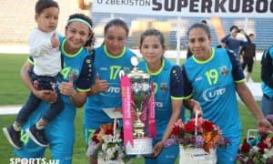 Аёллар футболи бўйича Ўзбекистон Суперкубоги баҳсидан фоторепортаж