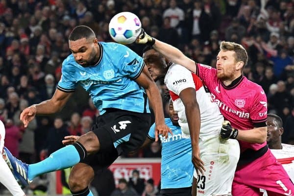 Европада енгилмаган бир жамоа қолди