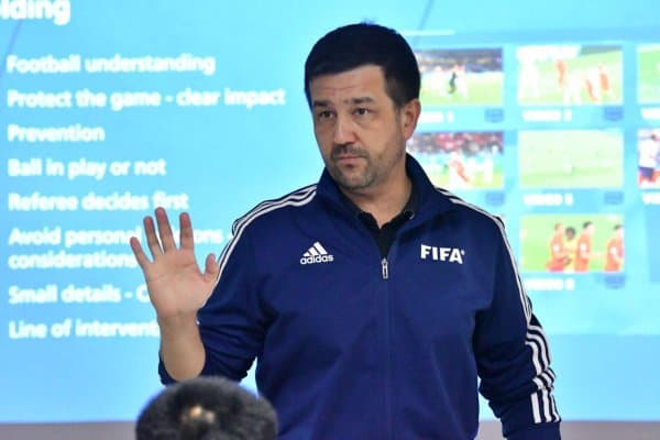 Фарҳод Абдуллаев Таиландда VAR тизимини амалда қўллаш бўйича семинар ўтказди