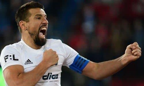 "Евро-2004"нинг энг яхши тўпурари фаолиятини якунлади