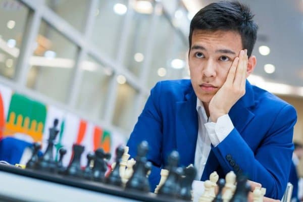 "WR Chess Masters": Нодирбек Абдусатторов навбатдаги мағлубиятини қабул қилиб олди, унинг кейинги рақиби Гукеш (натижалар, жуфтликлар, жадвал)