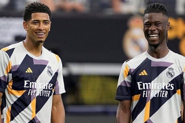 “Реал” январда иккита ўйинчи олади