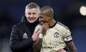 Сульшер Эшли Янгни кетиш сабабини изоҳлади