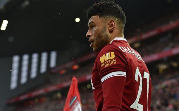 Старриждан бўшаган 15-рақамни Окслейд-Чемберлен олди