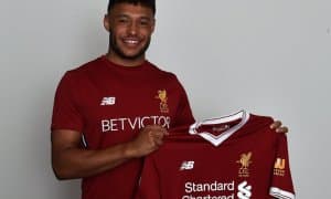 Окслейд-Чемберлен роппа-роса бир йилдан сўнг яна "Ливерпуль" сафида майдонга тушиши мумкин