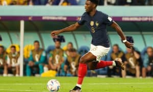 Тчуамени: "Месси ажойиб ўйинчи, лекин ..." 