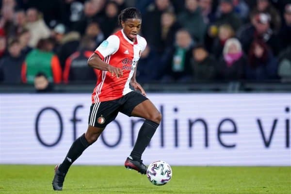 “Манчестер Юнайтед” биринчи трансферни уддалади