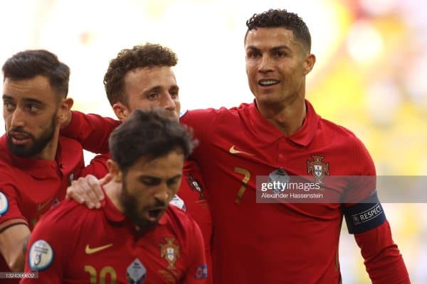 ЖЧ-2022 саралаши. Португалия - Туркия: Асосий таркиблар маълум 