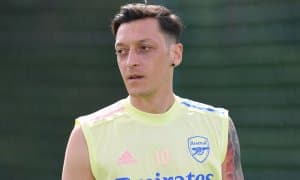 Ўзил  Англия Кубоги финалидан олдин Туркияга учиб кетди