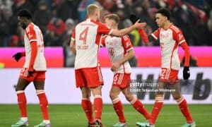 "Арсенал" ва "Манчестер Юнайтед" "Бавария" ҳимоячиси учун курашади