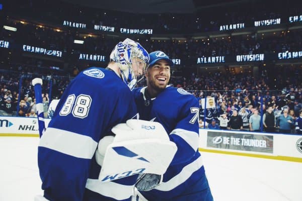 МХЛ. "Тампа" ўз тарихида илк бор мунтазам чемпионатда ғолиб бўлди