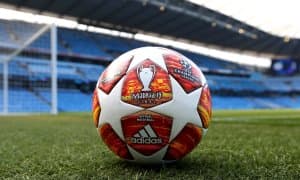 "Порту" - "Ливерпуль". Салоҳ асосий таркибда, Фирмино эса захирада