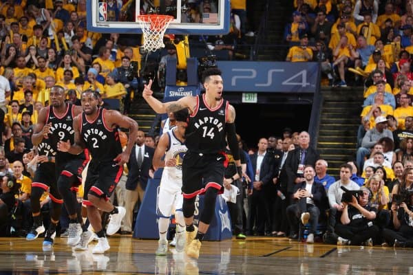 "Рэпторс" серияда олдинга чиқиб олди