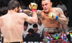 Жонсон: "У UFC шон-шуҳрат залига камарсиз киради"