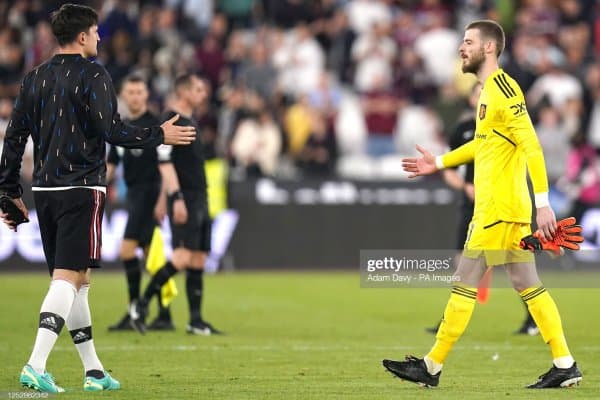 АПЛ. Де Хеа чемпионат тугамасидан "Олтин қўлқоп"ни ўзиники қилди (фото)