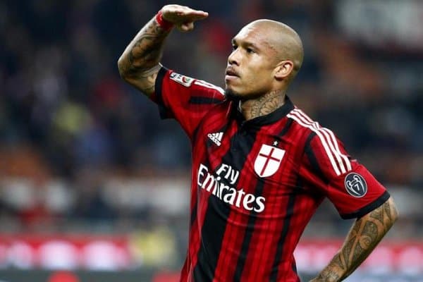 Қатар юлдузлар лигаси яна бир юлдуз футболчи билан бойиди