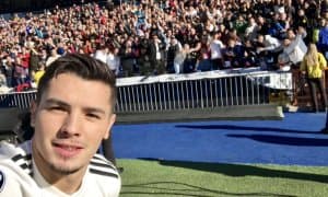 "Реал" янги футболчисини оммага таништирди (ФОТО)